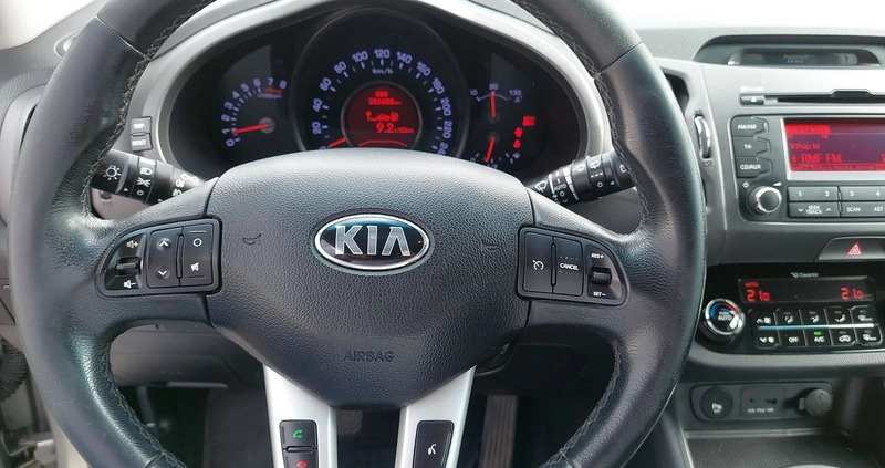 Kia Sportage cena 47900 przebieg: 207000, rok produkcji 2013 z Piła małe 277